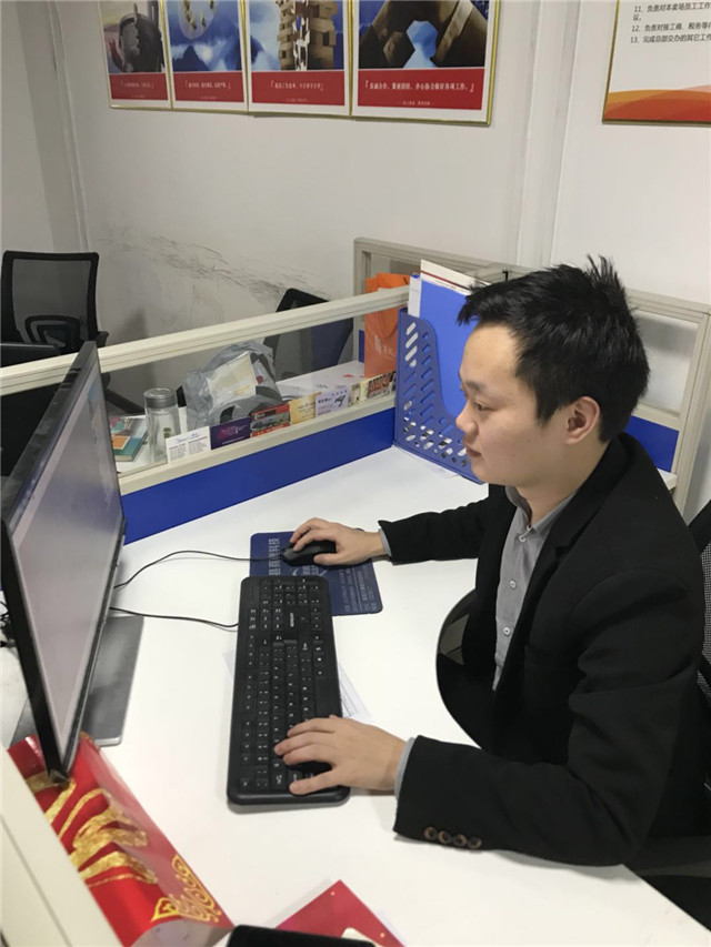 1王伟.jpg